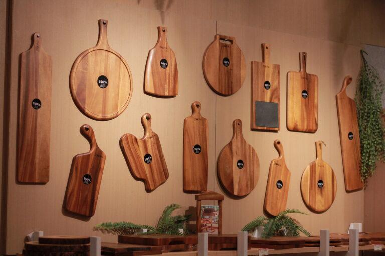 Wooden kitchenware